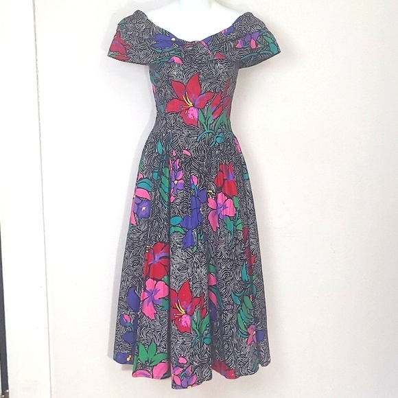 Robbie Bee Vintage Fit & Flare Dress 100% Cotton Made in USA Milkmaid House - Picture 3 of 9